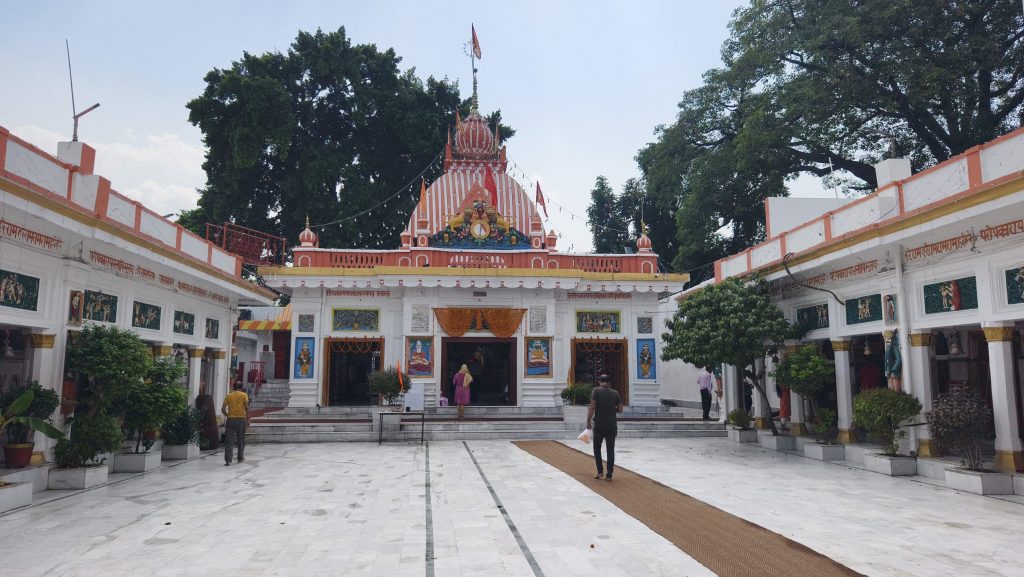 Aliganj Bada Mangal 2026 Lucknow